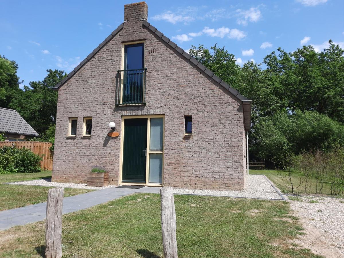 Heerlijke vakantiewoning Ewijk Villa Buitenkant foto